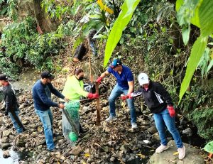 c16b0c5b-0cd8-4ee0-a2a1-c5f9af932f8f