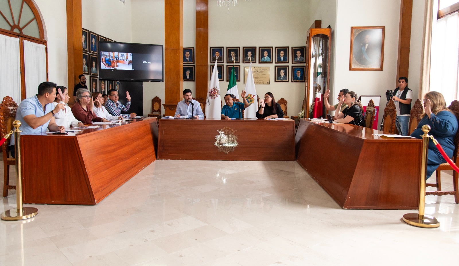 f12ce329-3a74-4694-aa05-93b71a0bff10