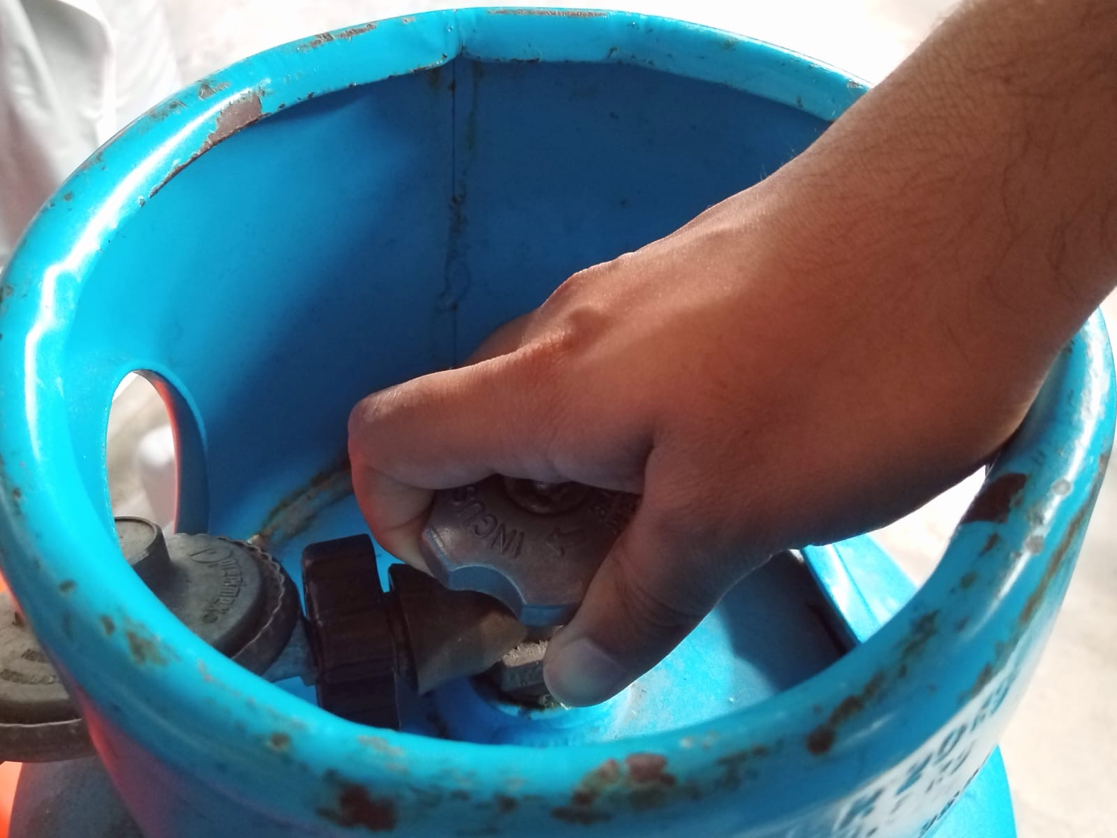 fdaa4484-823f-4011-82d0-bd24161d6cd2