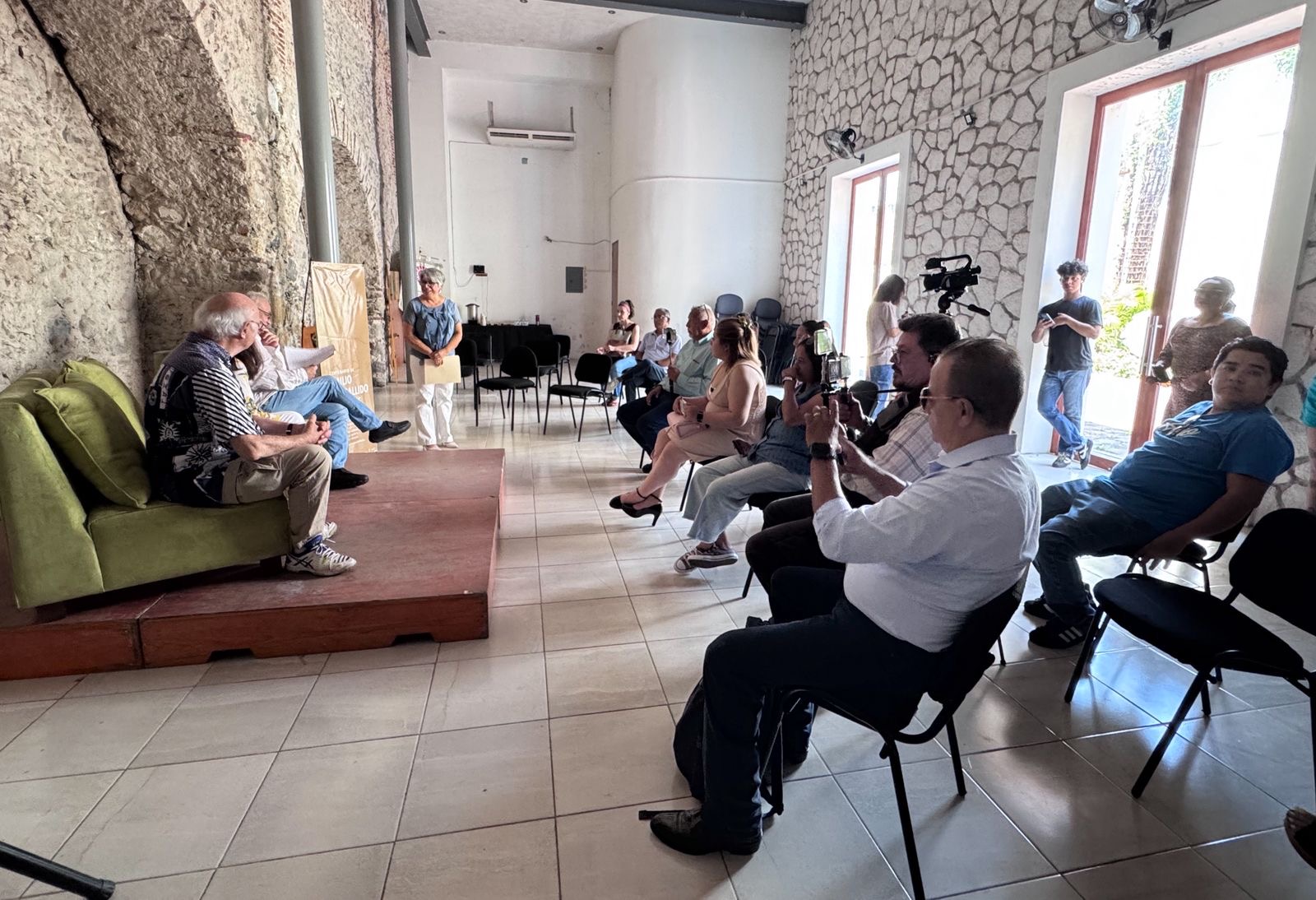 734f6a84-a293-43e5-ab0d-bdeb49aa3229